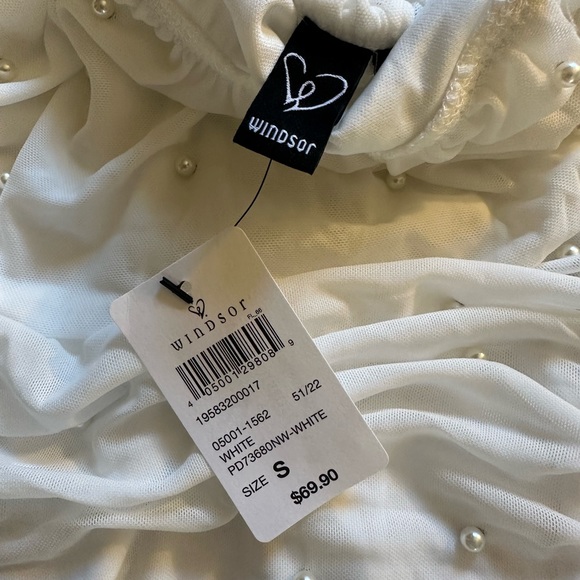 NWT Faux Pearl Off-The-Shoulder Dress - Picture 6 of 7